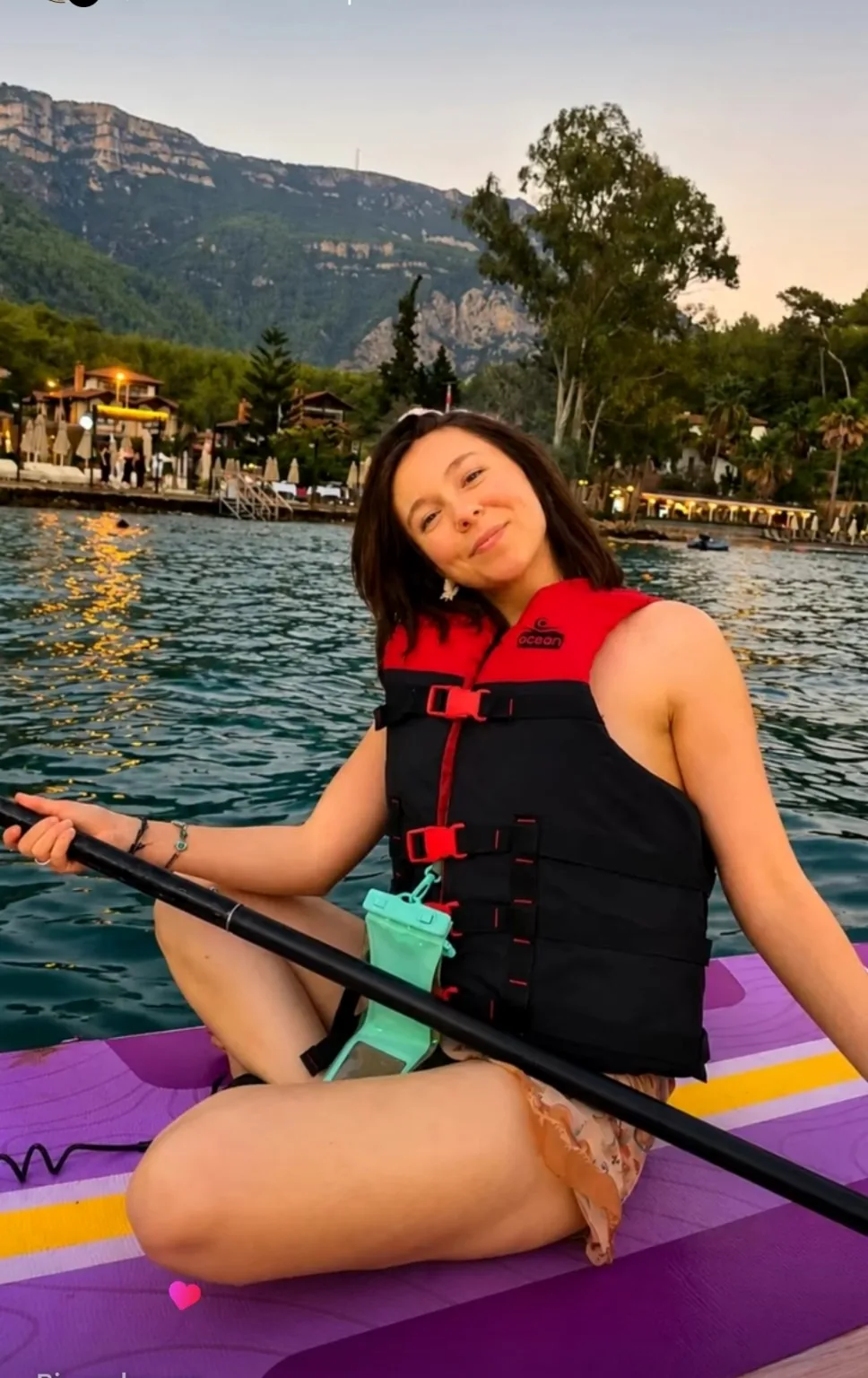 Akyaka arkadaş grubu SUP board kiralama